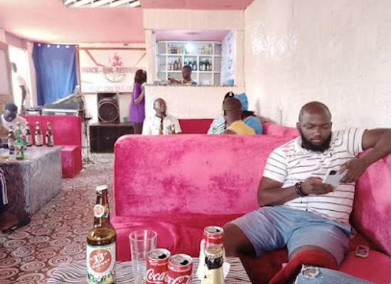 central-african-republic/lobaye/restaurant/bar-restaurant-fleur-de-la-lobaye