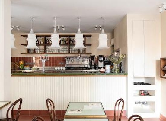 france/ile-de-france/restaurant/la-petite-place