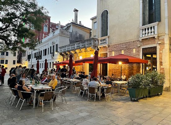 italy/venice/san-polo/restaurant/birraria-la-corte
