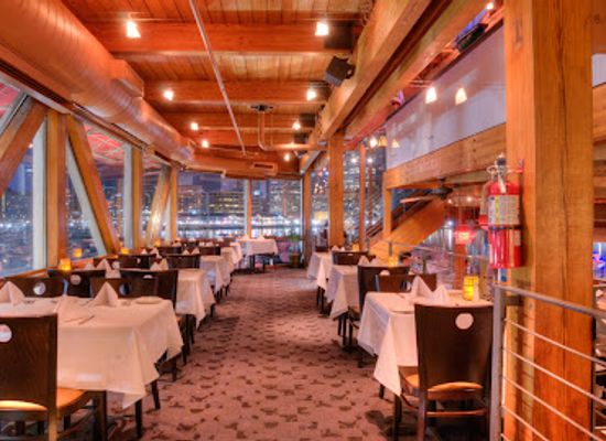 maryland/baltimore/restaurant/rusty-scupper-restaurant-bar