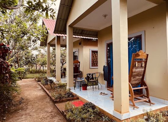 cambodia/mondulkiri-province/restaurant/manel-guesthouse-and-restaurant