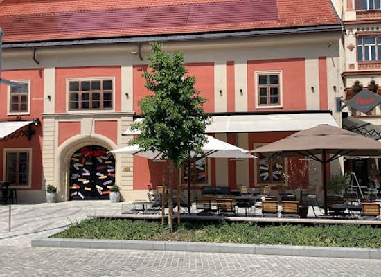 slovenia/maribor/stara-trta/restaurant/poper