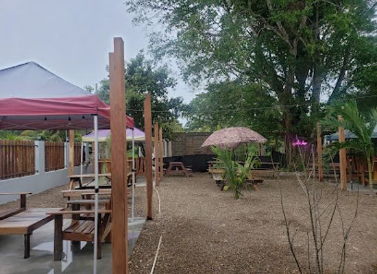 belize/vaca-plateau/restaurant/aria-s-lounge