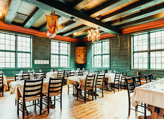 norway/bergen/restaurant/bryggen-tracteursted