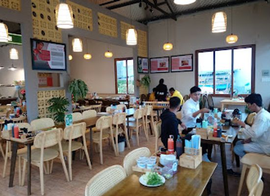 vietnam/dalat/restaurant/atispho-pho-atiso-da-lat