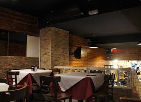 spain/madrid/retiro/restaurant/preciados-38