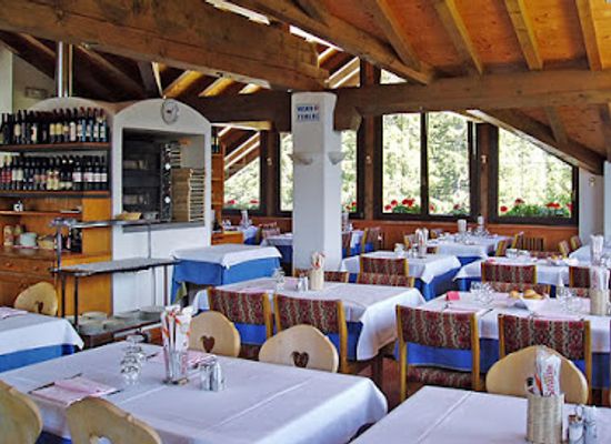 italy/madonna-di-campiglio/restaurant/ristorante-cascina-zeledria