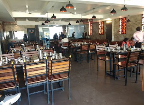 india/kutch/restaurant/jalebi-gujarati-a-c-dining-hall