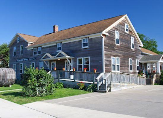 iowa/amana-colonies/restaurant/ackerman-winery