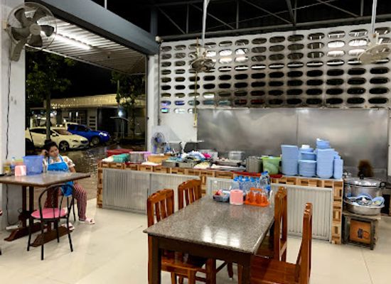 thailand/chumphon/restaurant/twin-fish-hot-pot-and-rice-soup