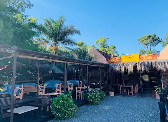 uruguay/punta-ballena/restaurant/medialunas-calentitas-solanas