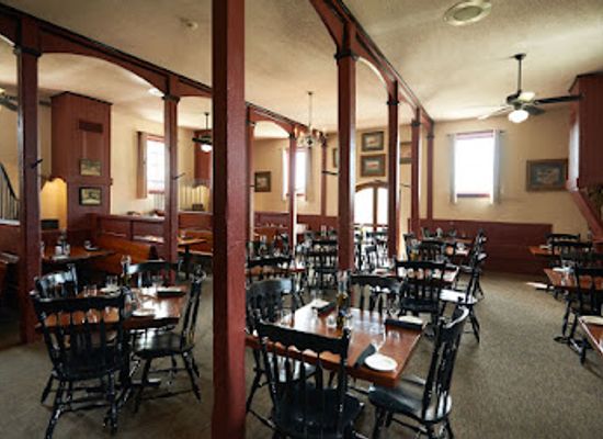 missouri/little-dixie/restaurant/vintage-1847-restaurant