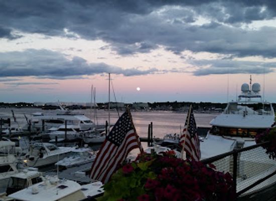maine/southern-maine-coast/restaurant/dimillo-s-on-the-water