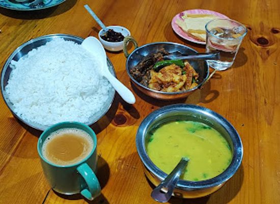 bhutan/lhuentse/restaurant/tabdey-restaurant