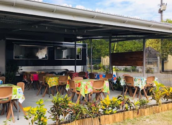 french-polynesia/raiatea/restaurant/ron-s-roulotte