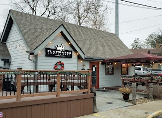 indiana/indianapolis/broad-ripple/restaurant/flatwater