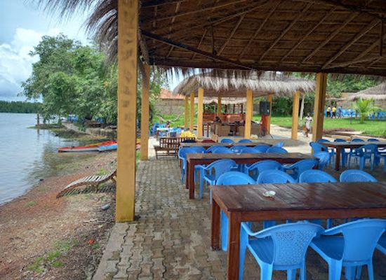 guinea-bissau/bijagos-archipelago/restaurant/canafistra-crescendo-a-beira-rio