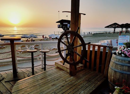 israel/haifa-beaches/restaurant/eliyahu-s-place