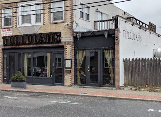 new-york/long-island/restaurant/tullulah-s