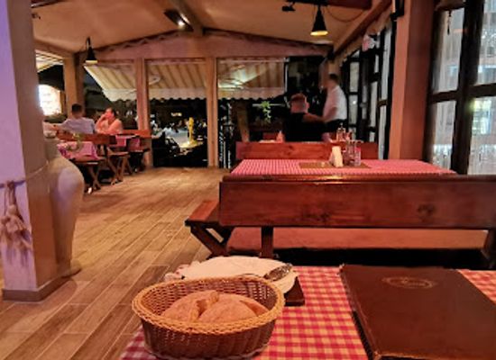 montenegro/moraca/restaurant/konoba-montenegro