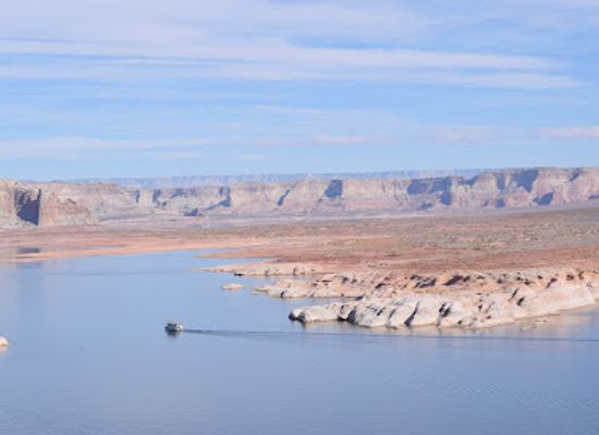 arizona/lake-powell/restaurant/pizza-hut