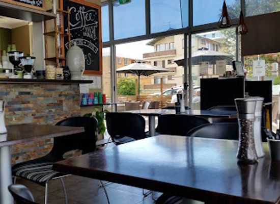 australia/mid-north-coast/restaurant/the-corner-restaurant