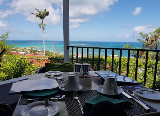 antigua-and-barbuda/saint-peter/restaurant/bay-house-restaurant-bar