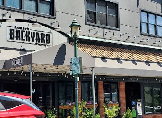 maryland/towson/restaurant/barley-s-backyard-uptown