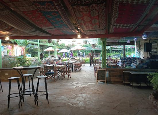 kenya/north-eastern-province/restaurant/under-the-swahili-tree