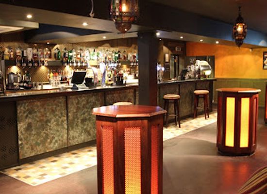 united-kingdom/dundee/restaurant/medina-bar