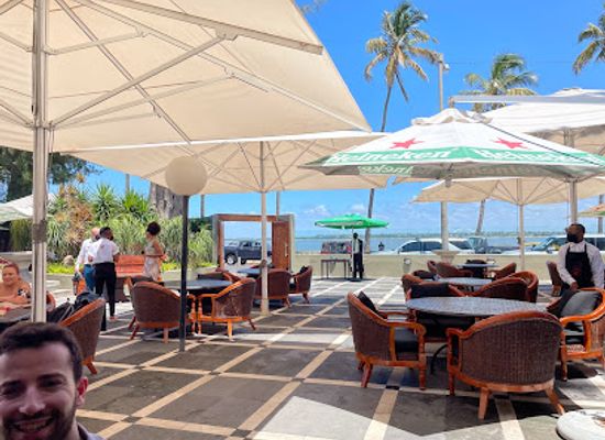 mozambique/manica-province/restaurant/zambi