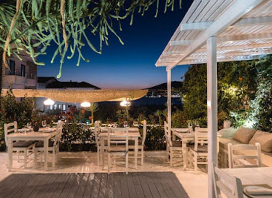 albania/saranda-region/restaurant/harmony-restaurant