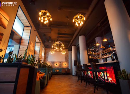 ukraine/kharkiv/restaurant/reina-low-slow-bar