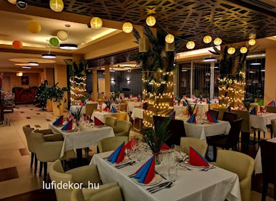 hungary/veszprem/restaurant/historia-hangvilla-etterem-kavezo-es-rendezvenykozpont