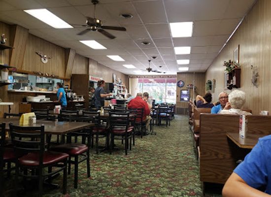 nebraska/grand-island/restaurant/farmer-s-daughter-cafe