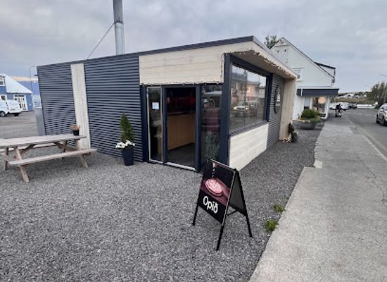 iceland/húsavík/restaurant/pizzakofinn