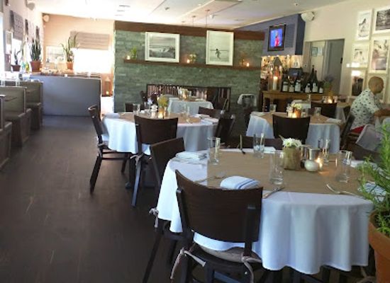 new-york/the-hamptons/restaurant/highway