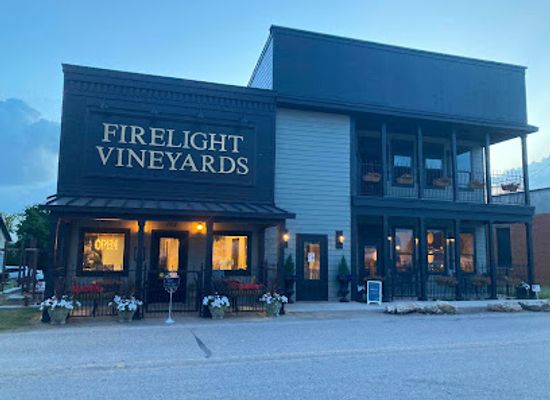 texas/red-river-valley/restaurant/firelight-vineyards
