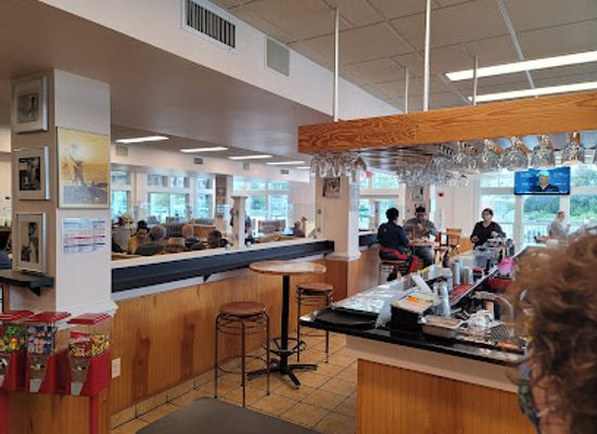 virginia/hampton-roads/restaurant/surf-rider-restaurant