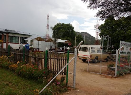 zimbabwe/nyanga/restaurant/nyanga-produce-market