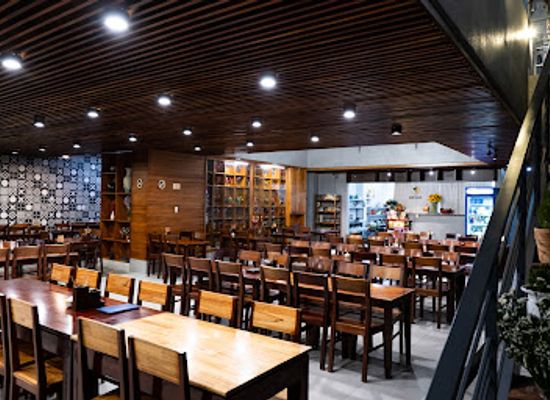vietnam/hue/restaurant/quan-hanh