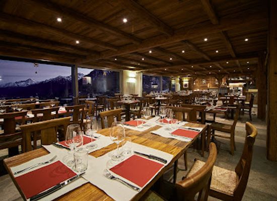 italy/courmayeur/restaurant/la-chaumiere