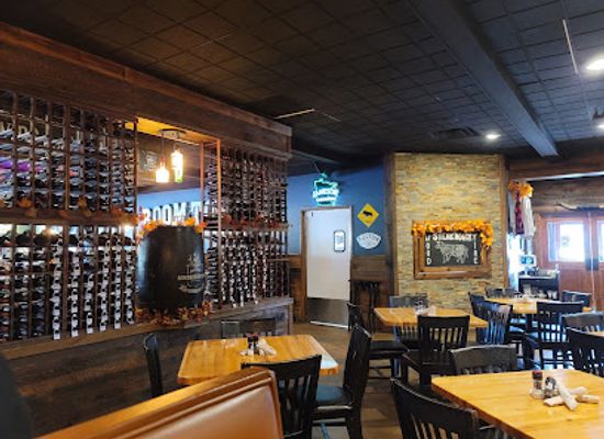 minnesota/central-lakes-region/restaurant/boomtown-woodfire-bar-grill-eveleth-mn