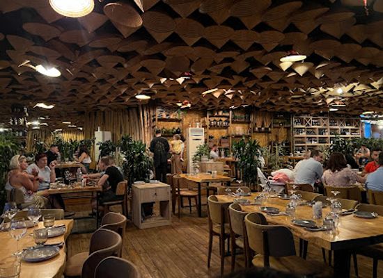 albania/razma-region/restaurant/kapelet-restaurant