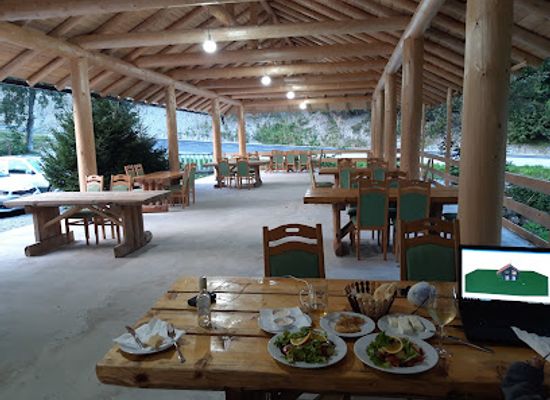 kosovo/drenica/restaurant/restaurant-perroi-shqiptar