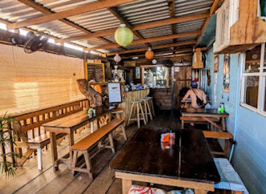 honduras/utila/restaurant/the-pelican