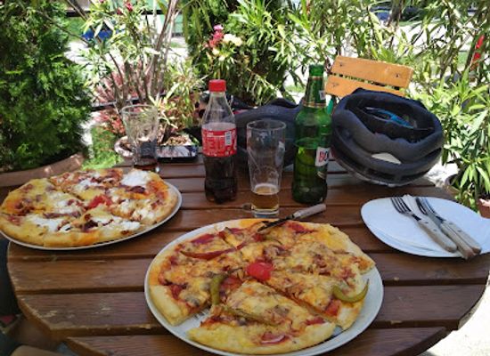 hungary/bukk/restaurant/bukk-makk-etterem