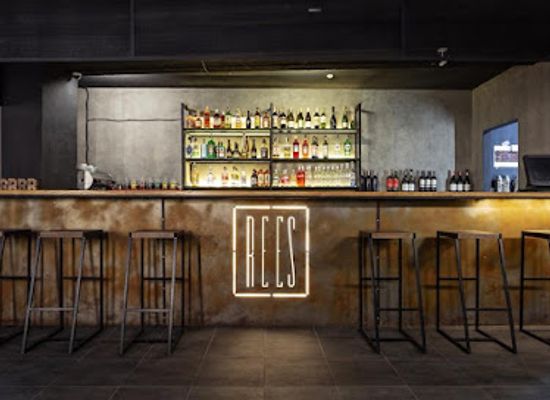 ukraine/ivano-frankivsk/restaurant/rees-lounge