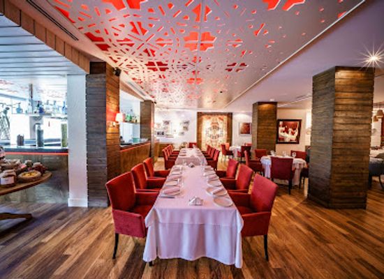 azerbaijan/greater-caucasus/restaurant/sumakh