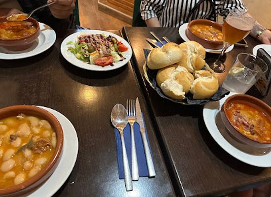 spain/segovia/restaurant/haggen-acueducto-25